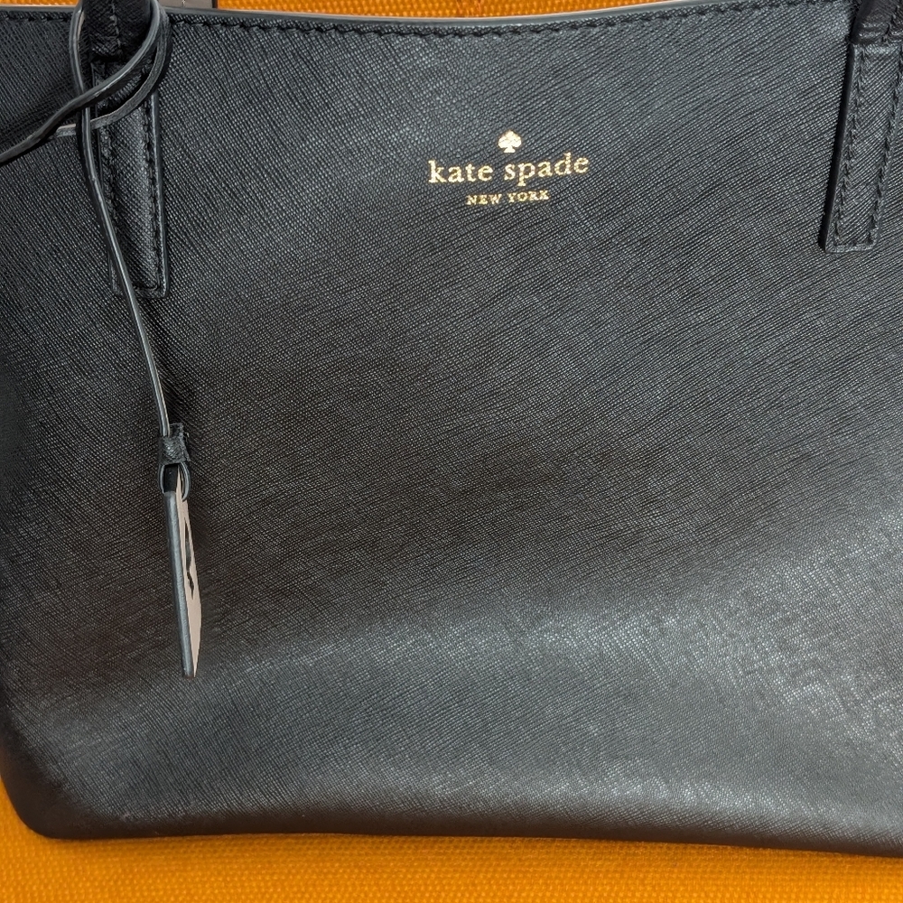Kate Spade Scott Place Lida - Picture 2 of 15